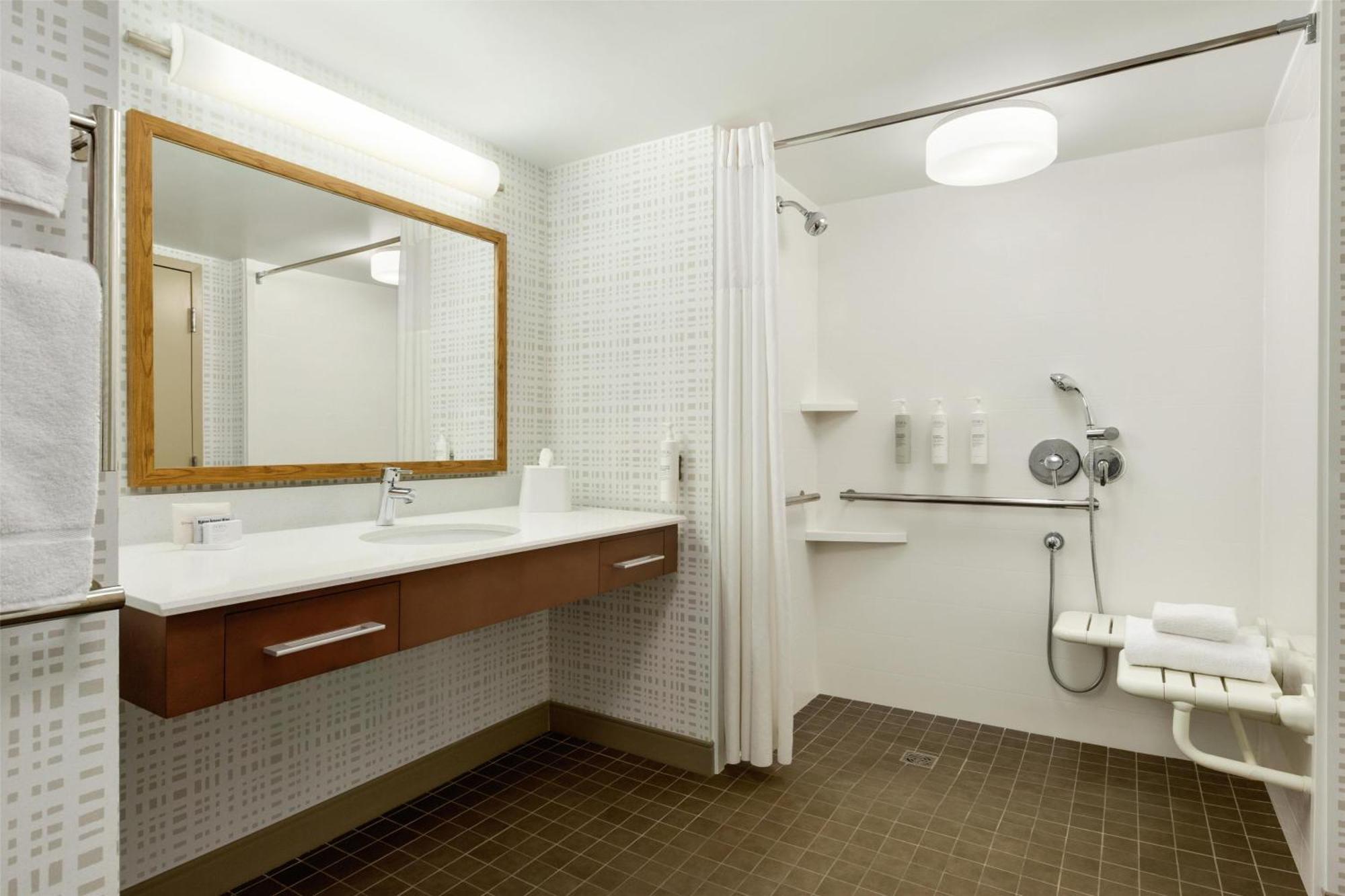 Hotel Hampton Lancaster 3*